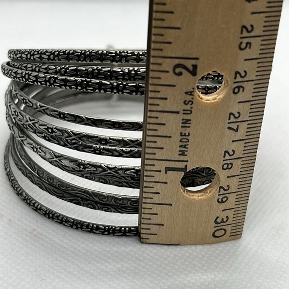 Womens Gold and Sliver Tone Stack Bangle Bracelets - Picture 14 of 16